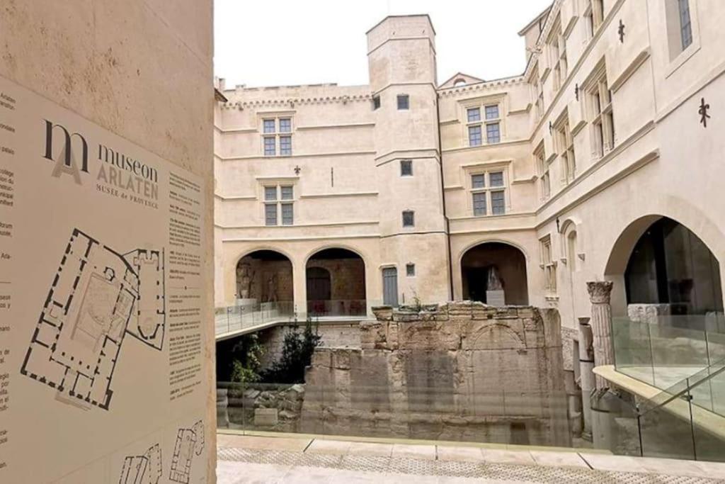 Apartment Beau Climatise/wifi, Proche Arenes Et Gare Arles